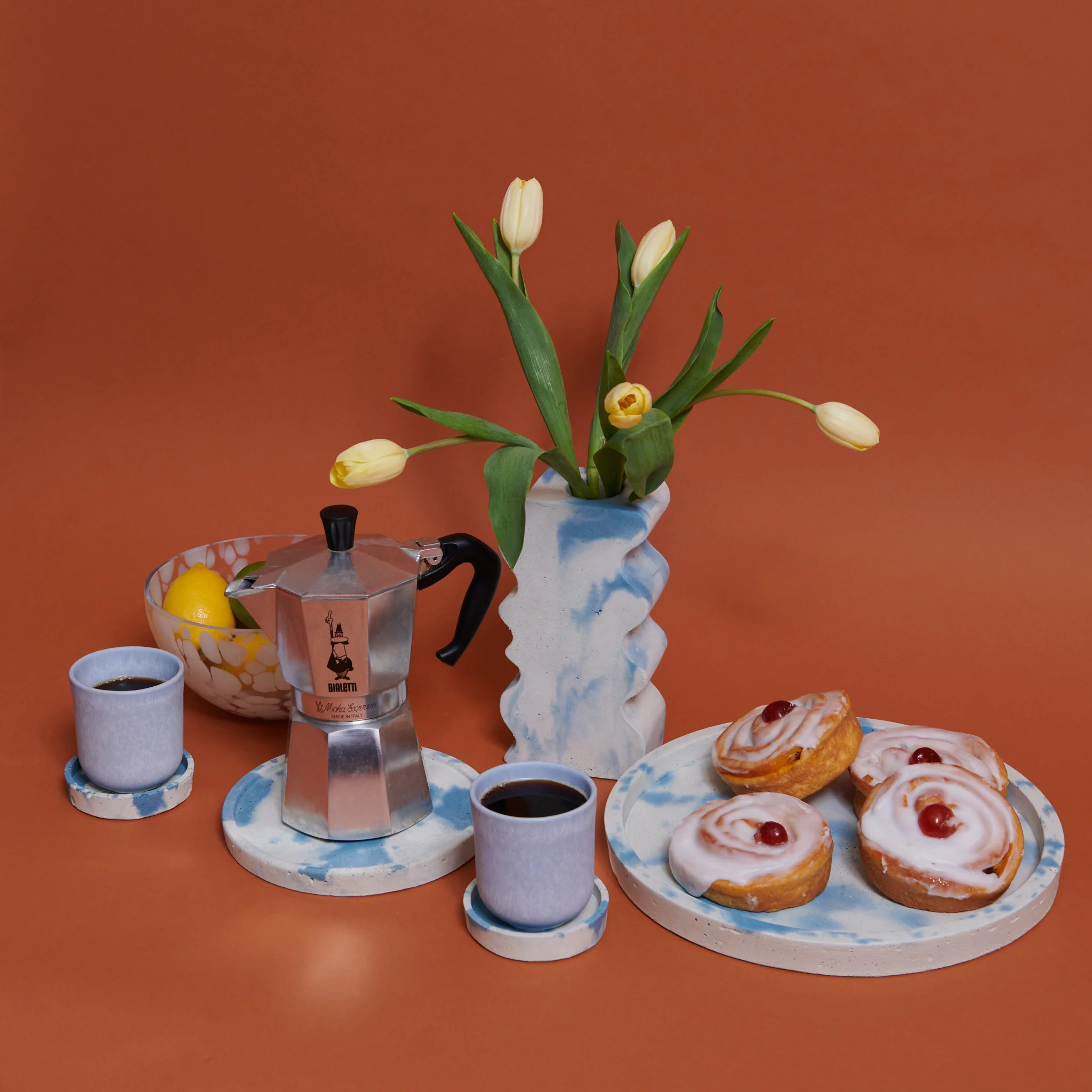 Concrete Wiggle Vase - Image 12
