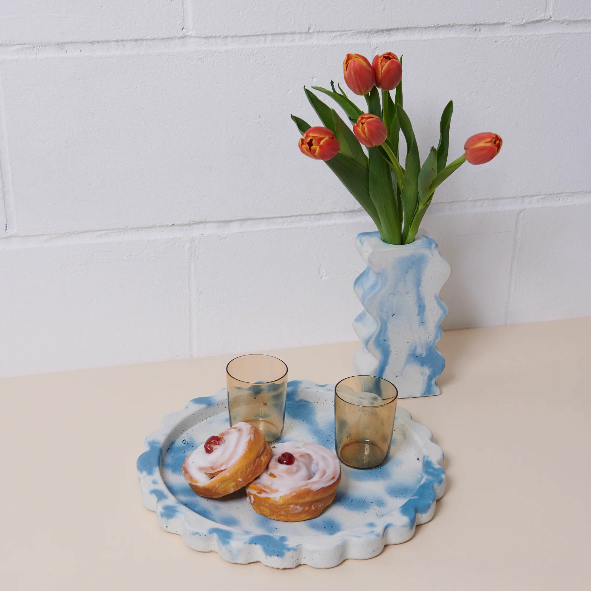 Concrete Wiggle Vase - Image 5