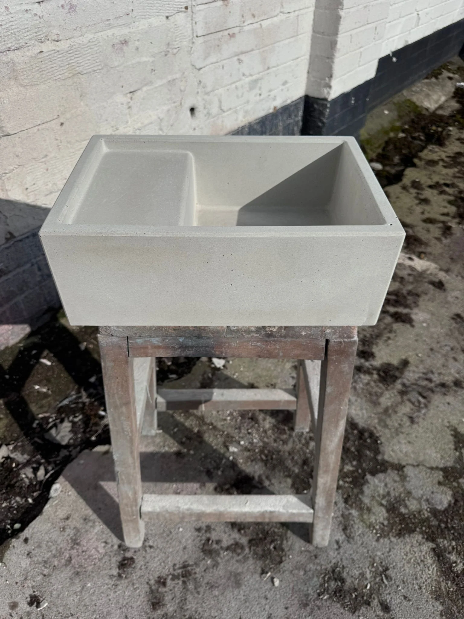 Sample Sale -  Concrete Sink - The Cloakroom Basin - Powder