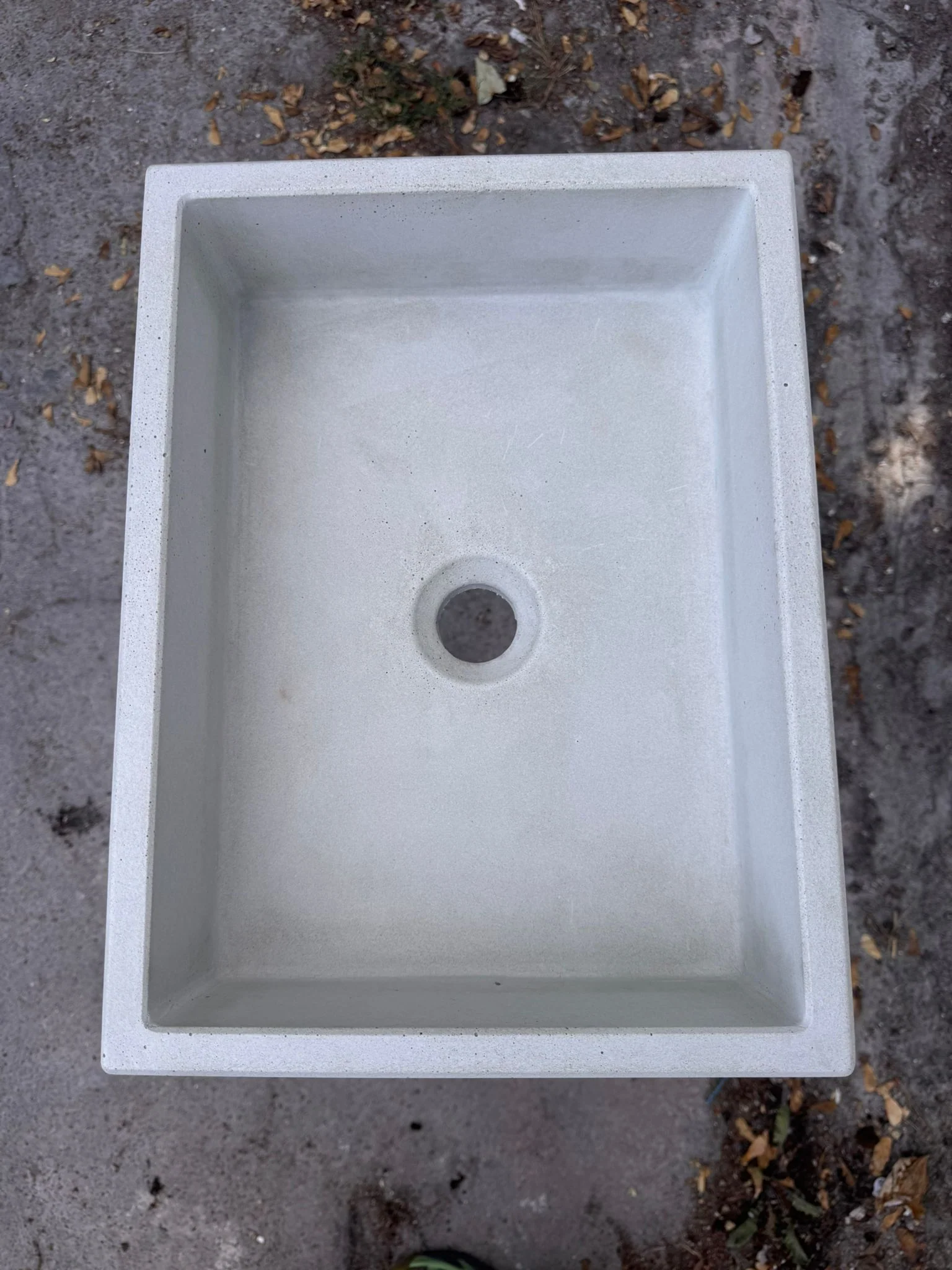 Sample Sale - Concrete Sink - The Mini Rectangle - Powder - Image 8