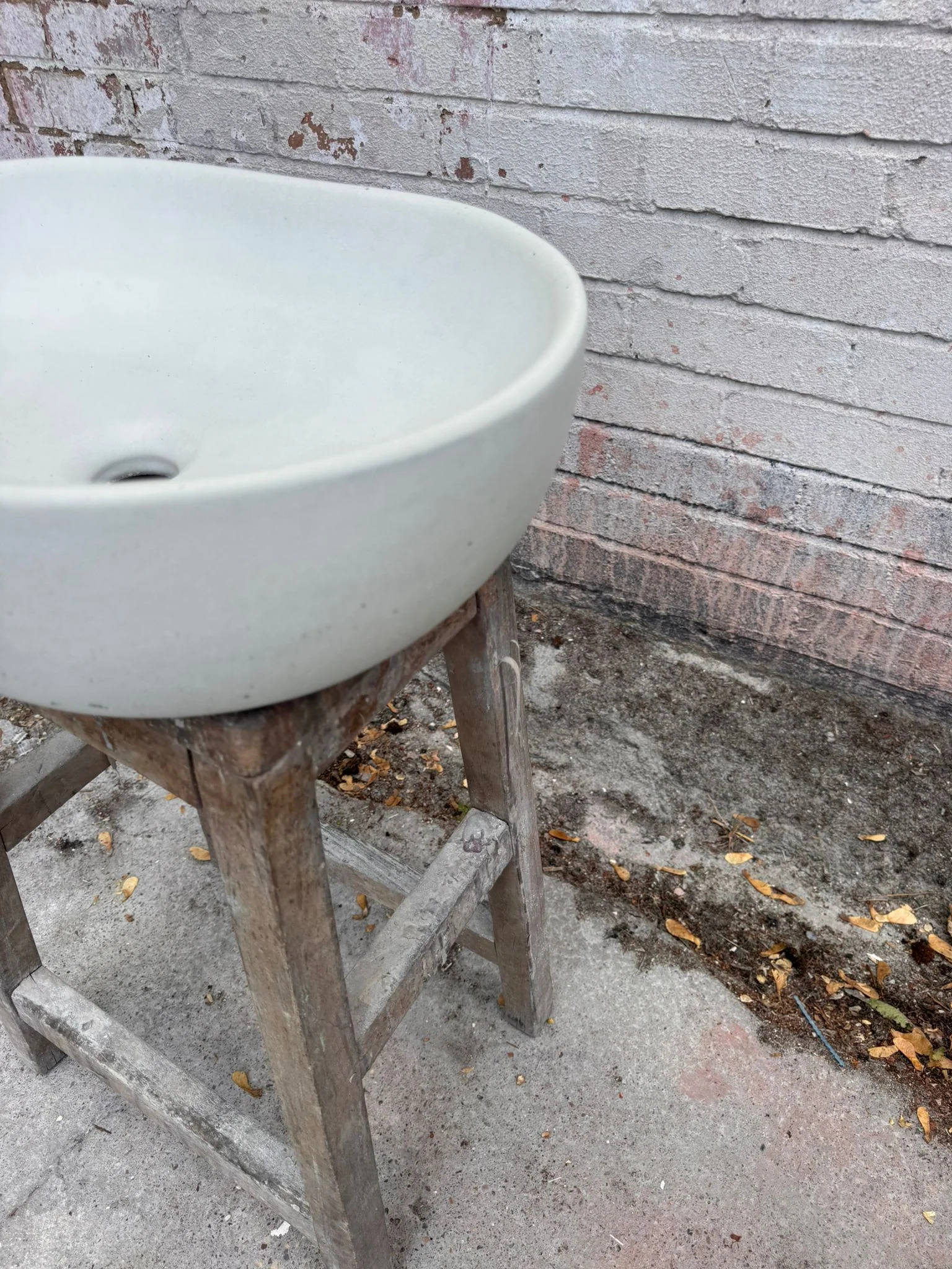 Sample Sale -  Concrete Sink - The Oval - Powder - Image 7