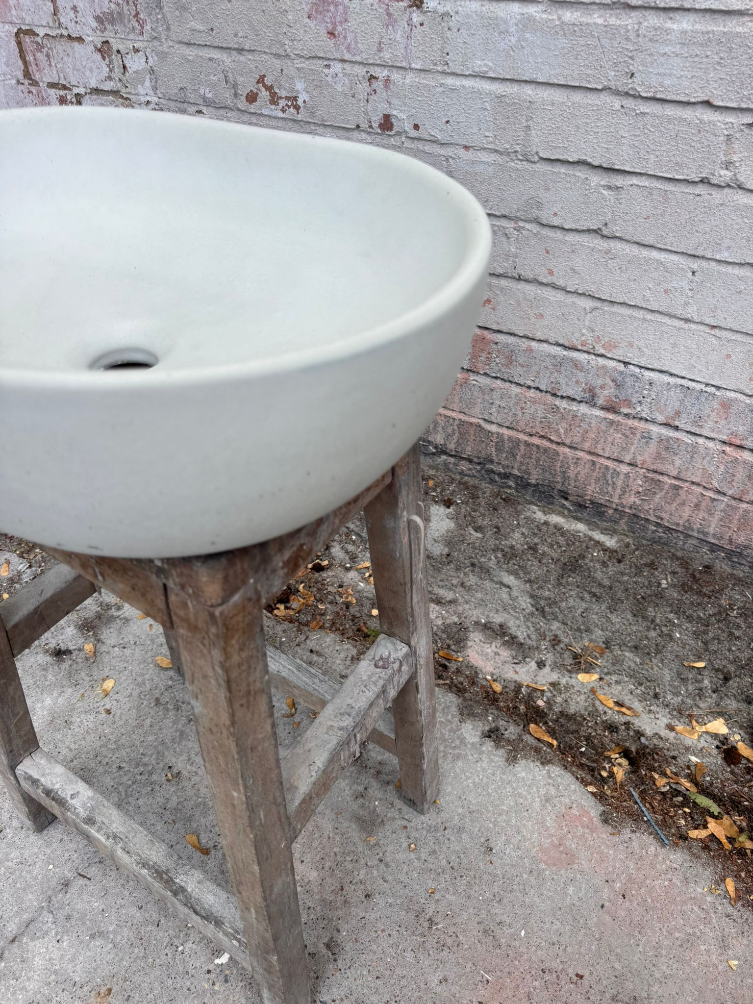 Sample Sale -  Concrete Sink - The Oval - Powder - Image 8