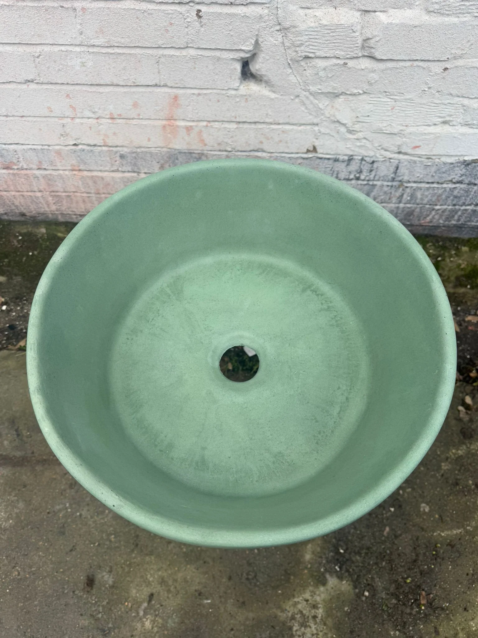 Sample Sale - Concrete Sink - The Round - Pickle - Image 3