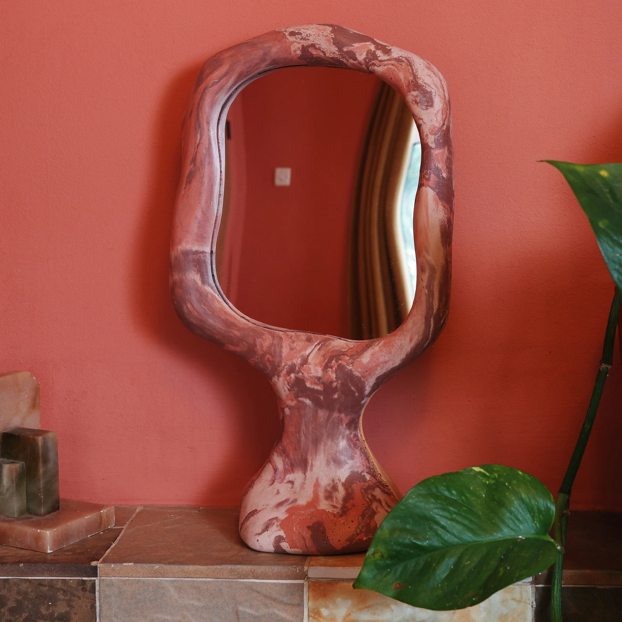 Eye Candy Collection: Small Standing Mirror - Image 7