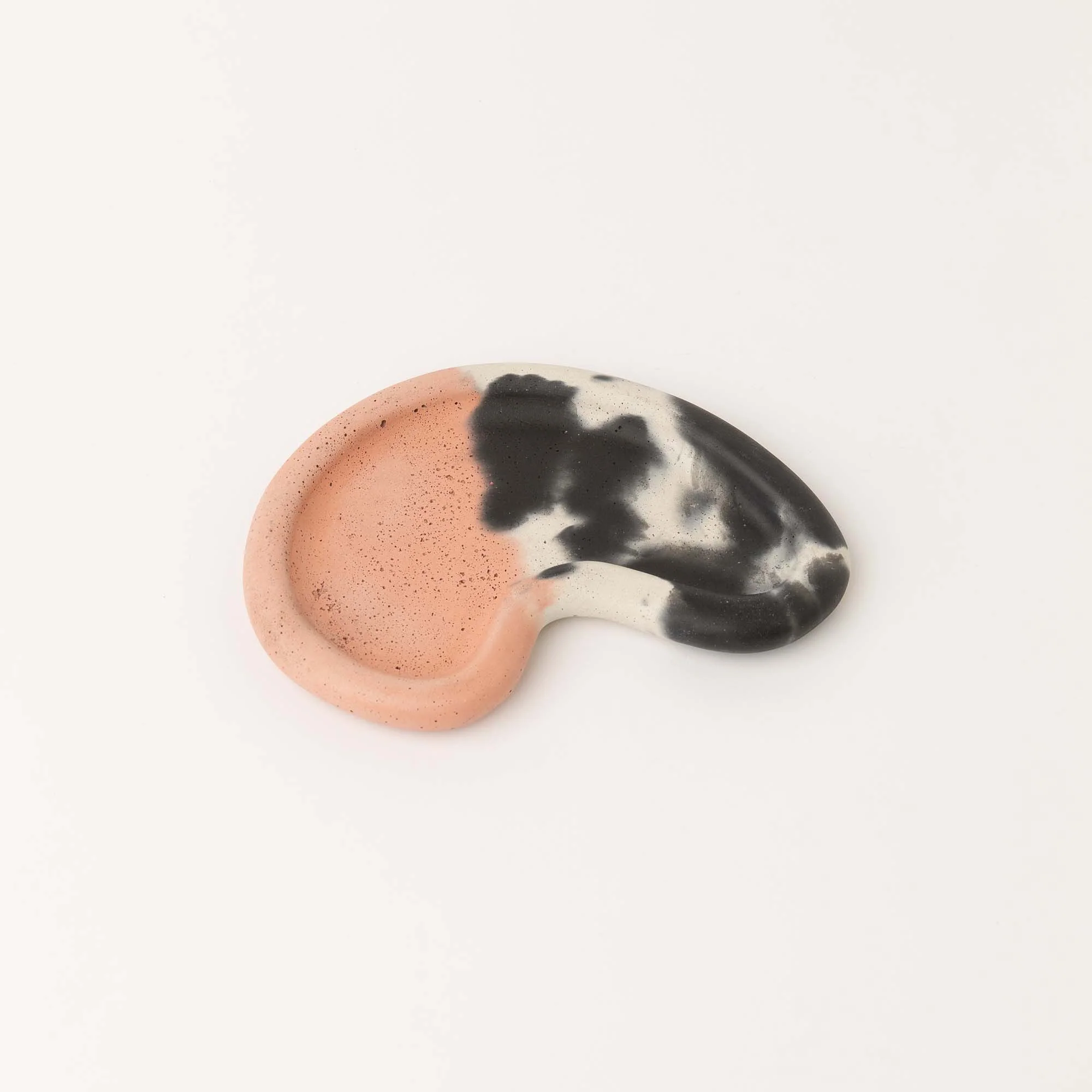 The Bean Concrete Tray - Image 9